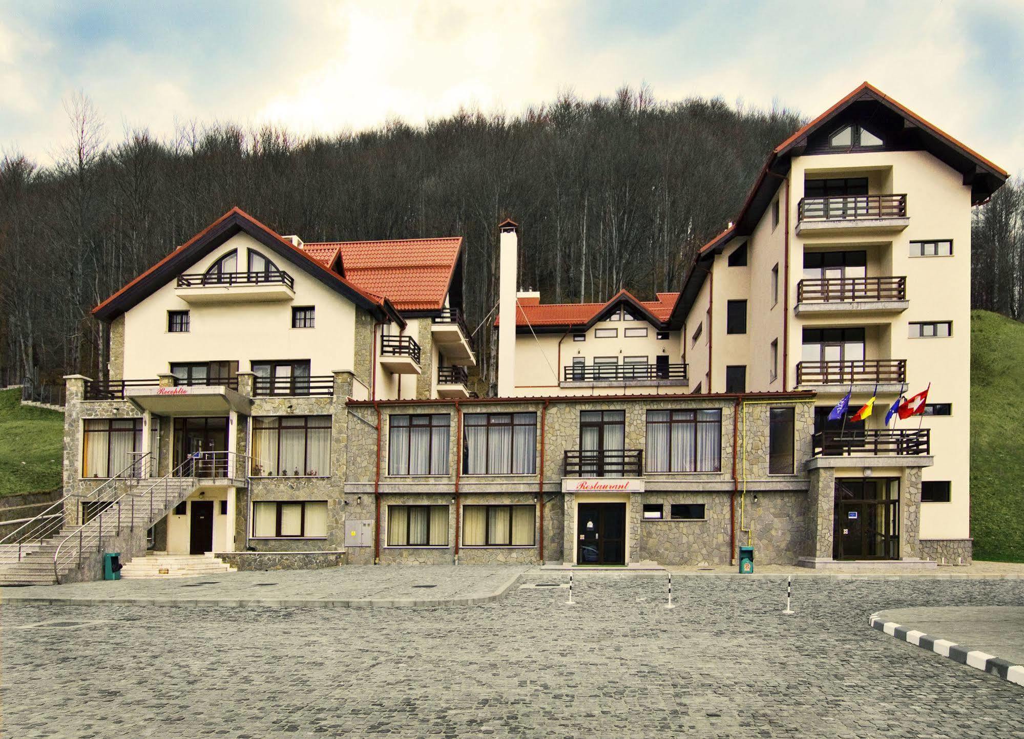 Hotel Floris Cheia  Exterior foto